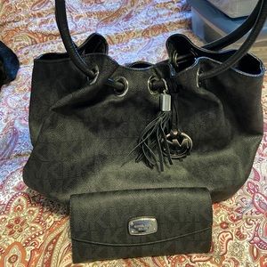 Michael Kors Wallet and Purse